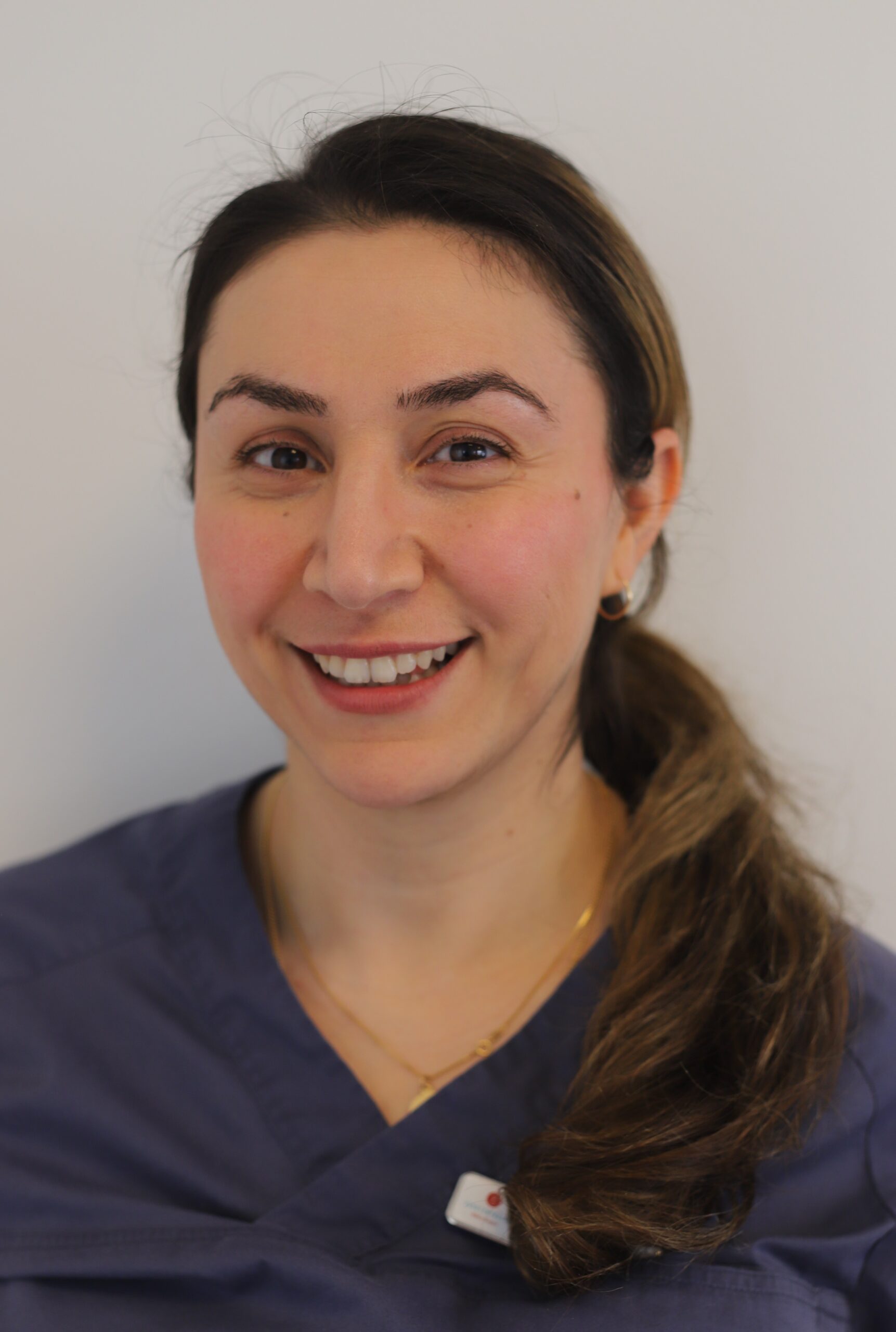 Dr Lara Garib